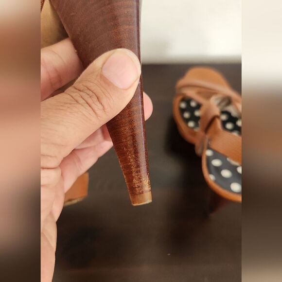 Marc By Marc Jacobs Strappy Platform Tan Sandals Size 6.5 - Picture 6 of 9